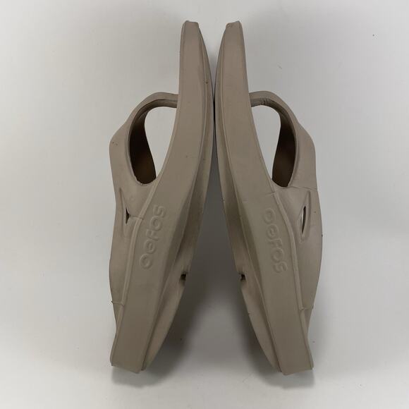 Oofos Ooriginal Flip Flip Sandals Mens Size 8 Womens Size 10 Nomad Beige Tan - Picture 6 of 9